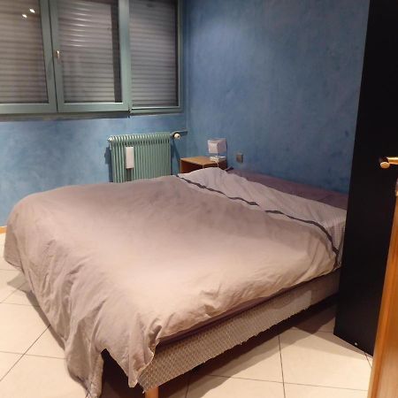Chambre Dans Un Appartement Annecy Gare-Centre Exterior foto