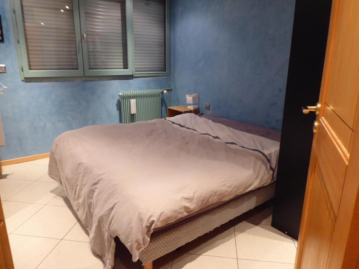 Chambre Dans Un Appartement Annecy Gare-Centre Exterior foto
